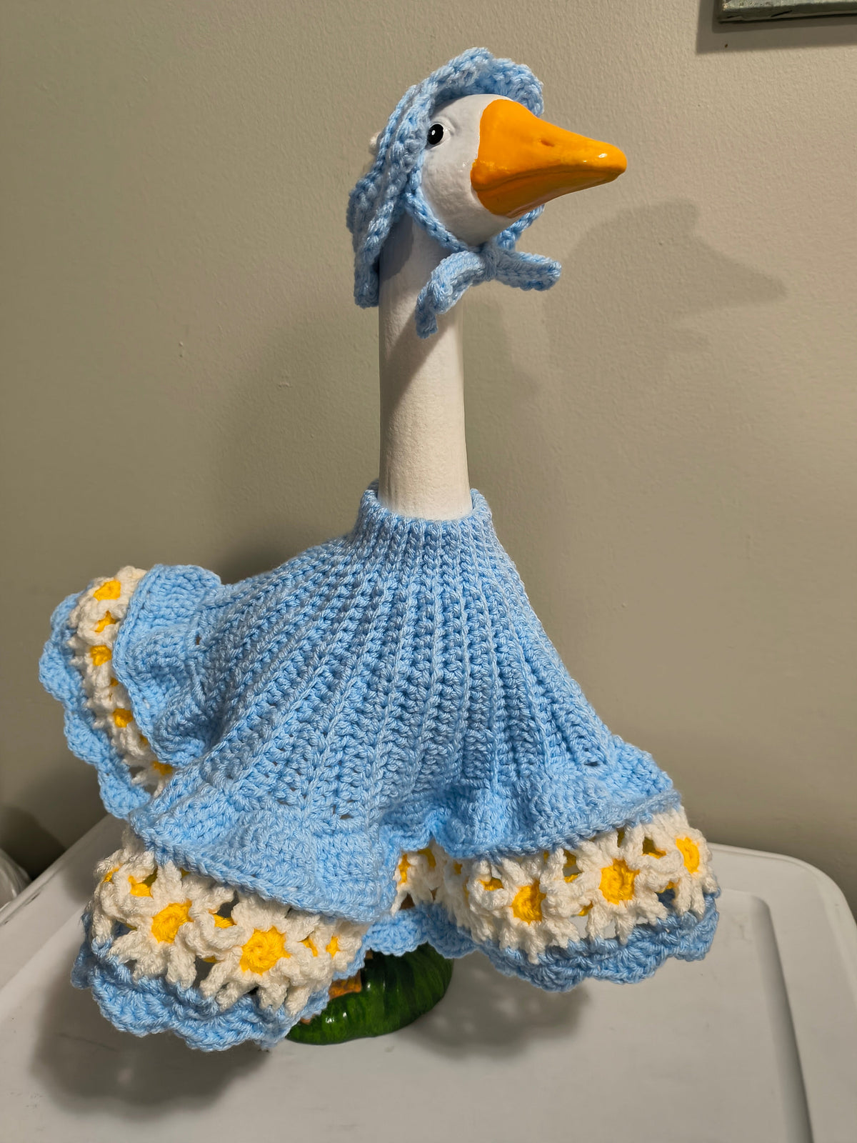 23" Handmade Crochet Porch Goose Daisy Dress & Bonnet Set - Baby Blue