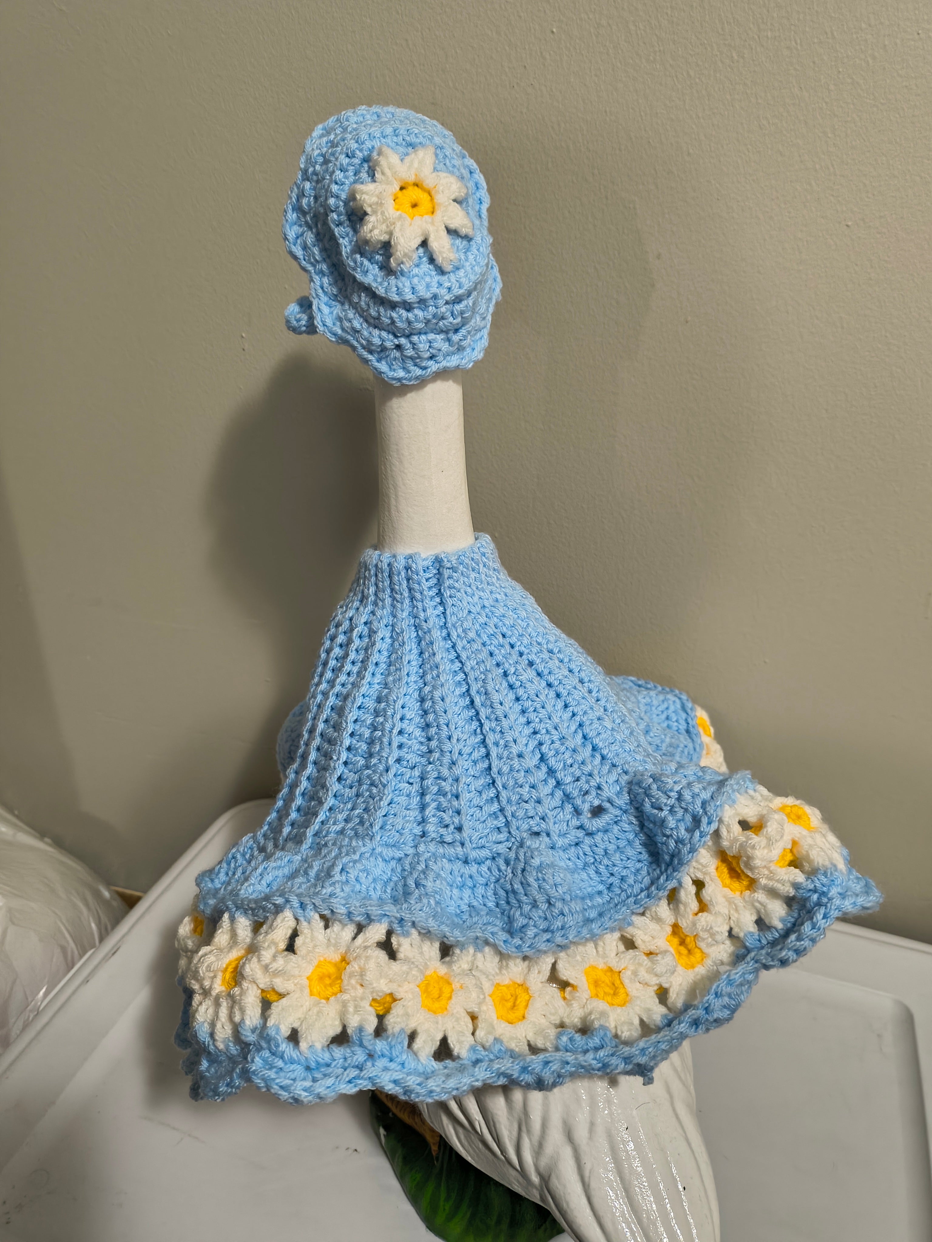 23" Handmade Crochet Porch Goose Daisy Dress & Bonnet Set - Baby Blue