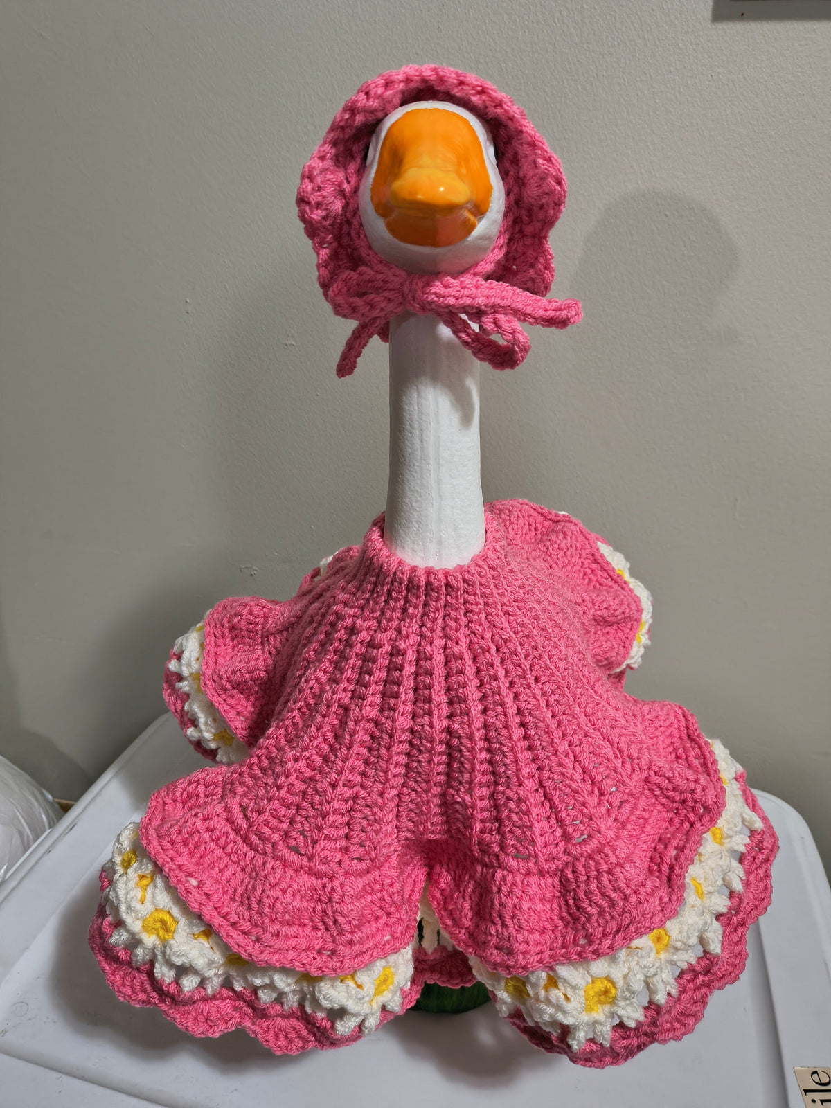23" Handmade Crochet Porch Goose Daisy Dress & Bonnet Set - Pink
