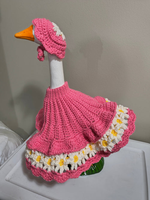 23" Handmade Crochet Porch Goose Daisy Dress & Bonnet Set - Pink