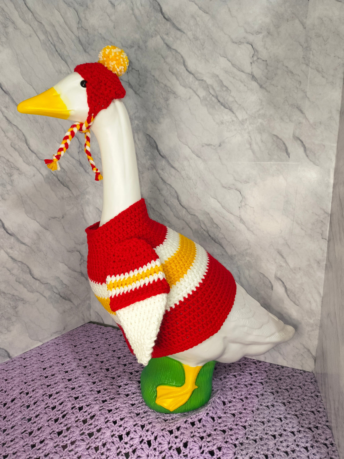 23" Porch Goose Team Fan Outfit and Beanie Set