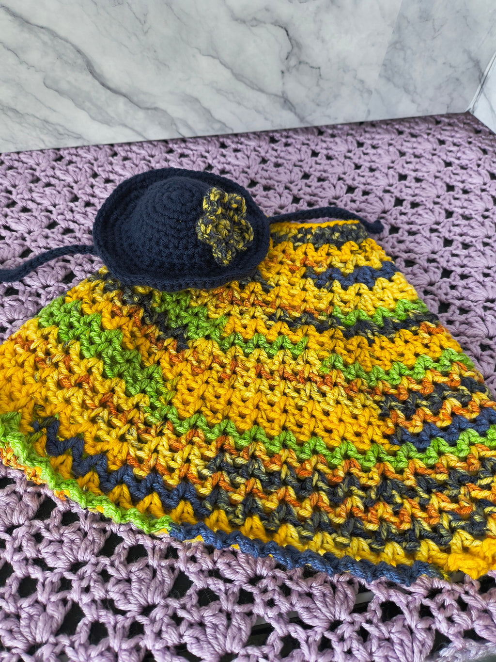 19.6-21" Porch Goose Dress & Sunhat Set – Yellow & Navy Multicolor