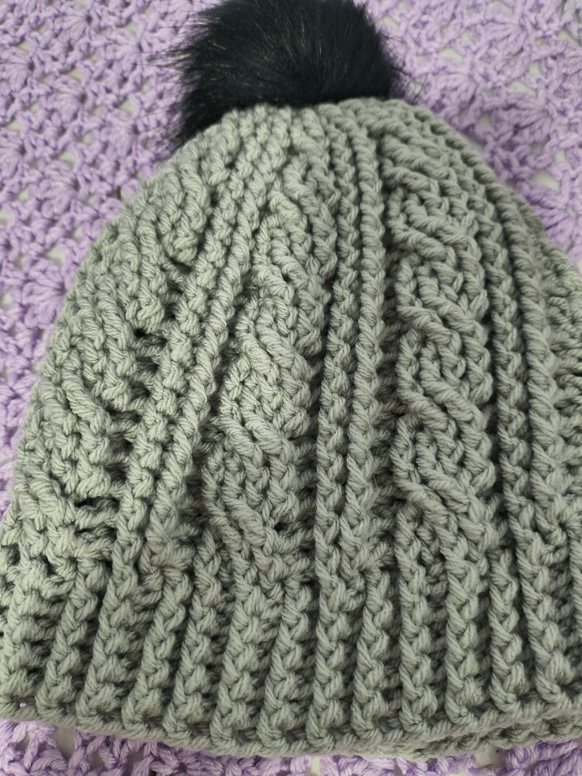 Crochet Cables Beanie – Graymist with Removable Pompom