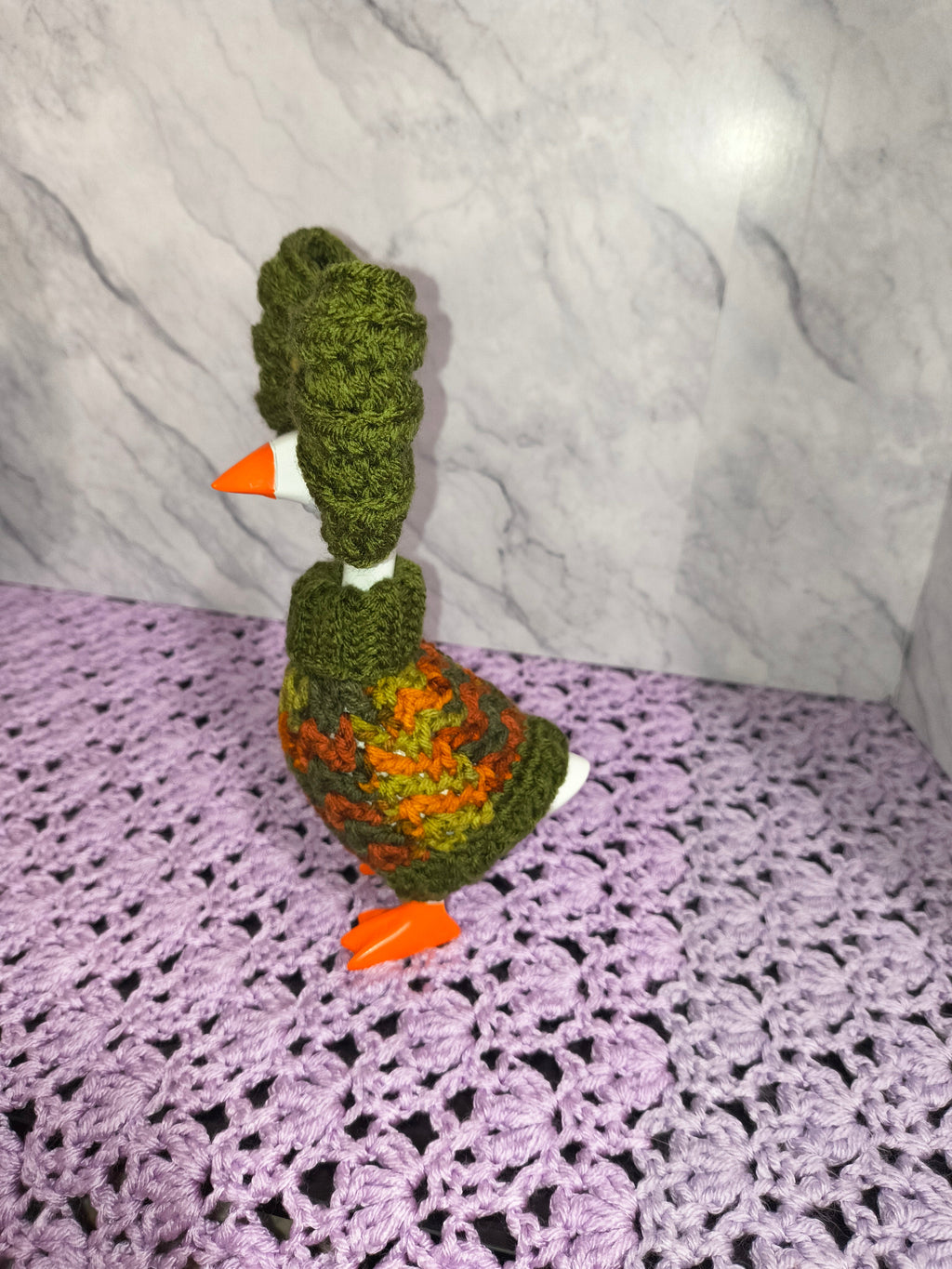 7" Desk Goose Turtleneck Sweater and Bow Set – Autumn Colors