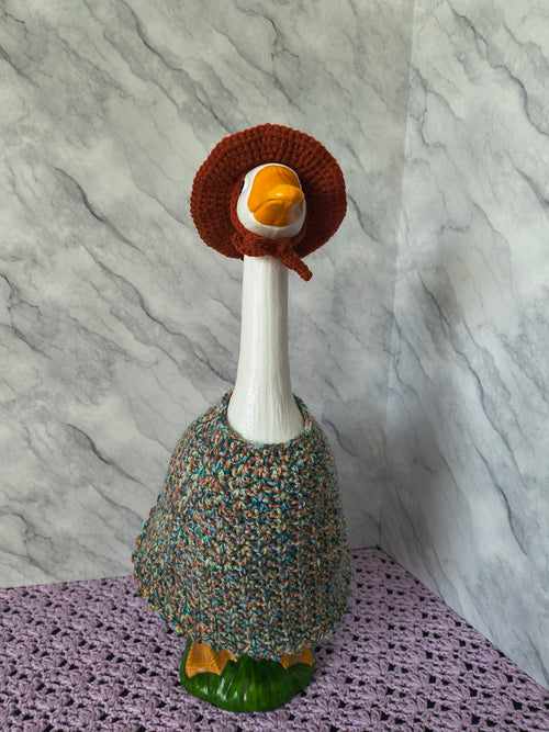 19.6-21" Porch Goose Dress and Sunhat Set