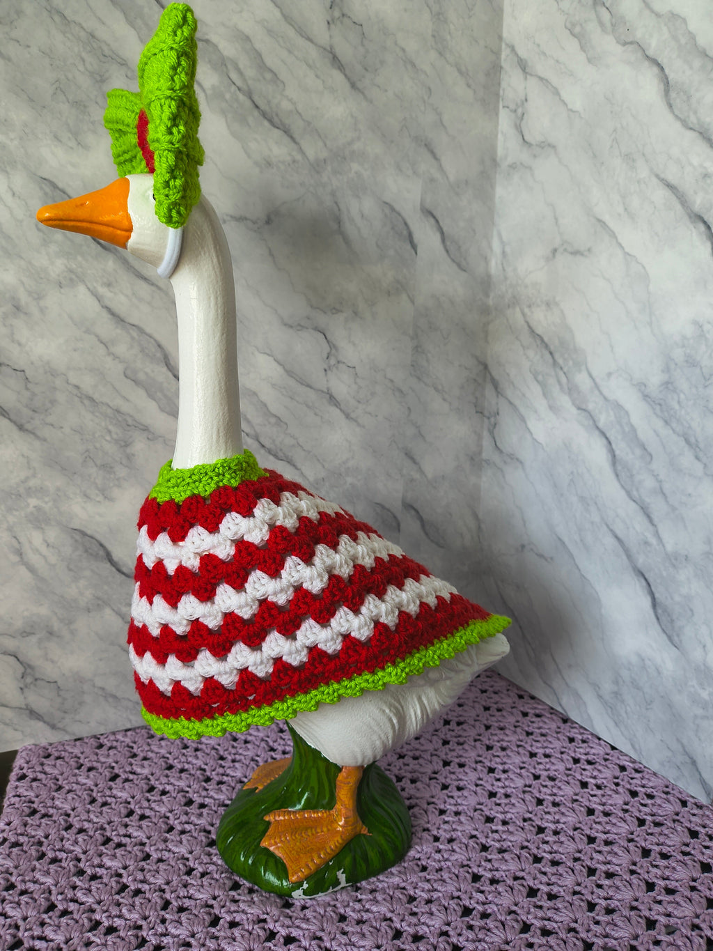 19.6-21" Porch Goose Shawl/Poncho and Bow Set