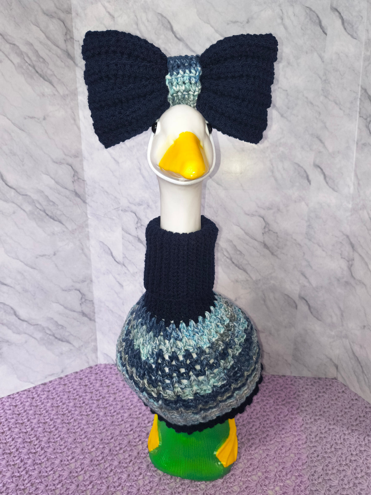 23" Porch Goose Turtleneck Sweater and Bow Set – Navy & Blue-Gray