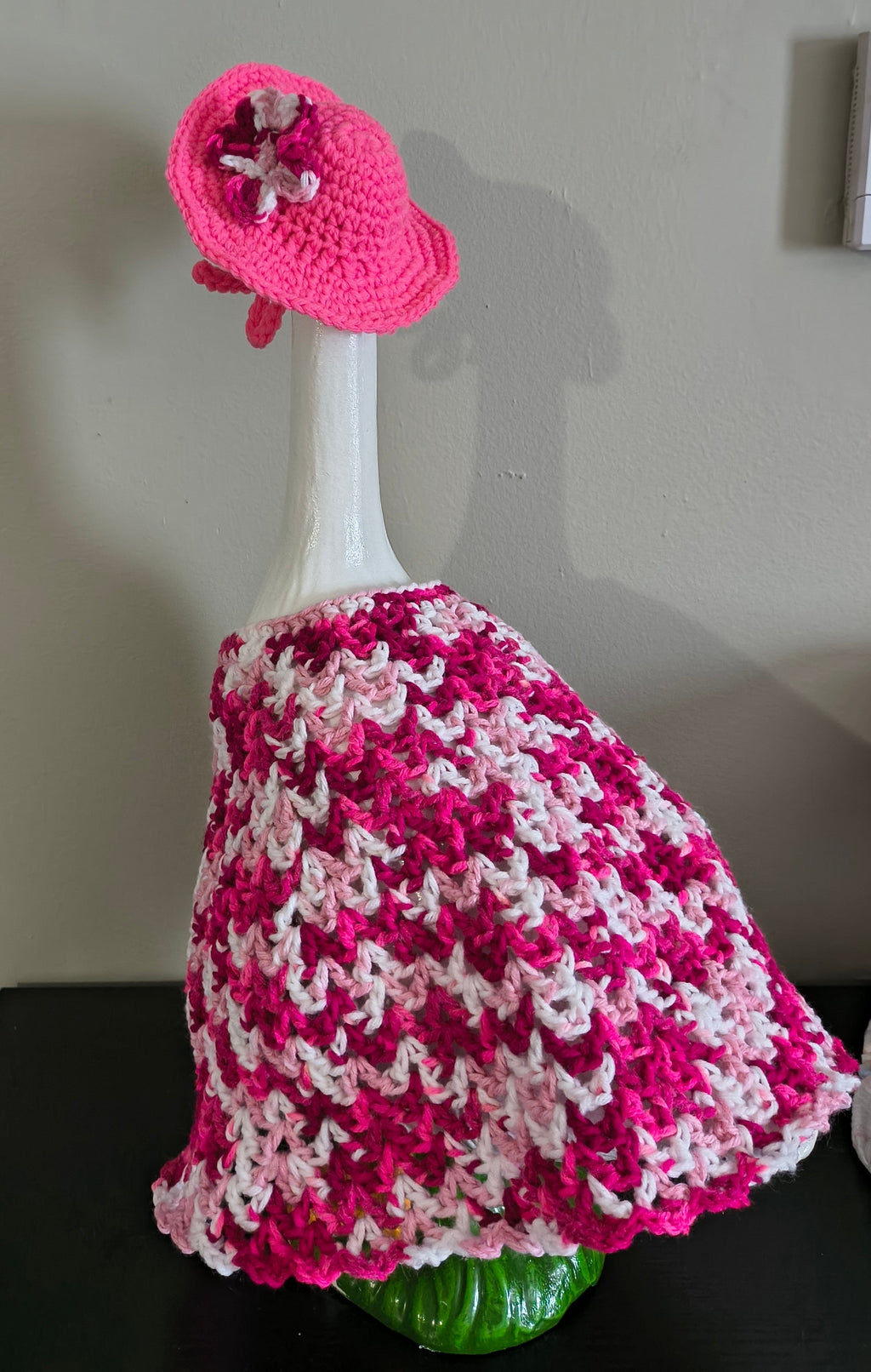 23" Porch Goose Dress and Sunhat Set