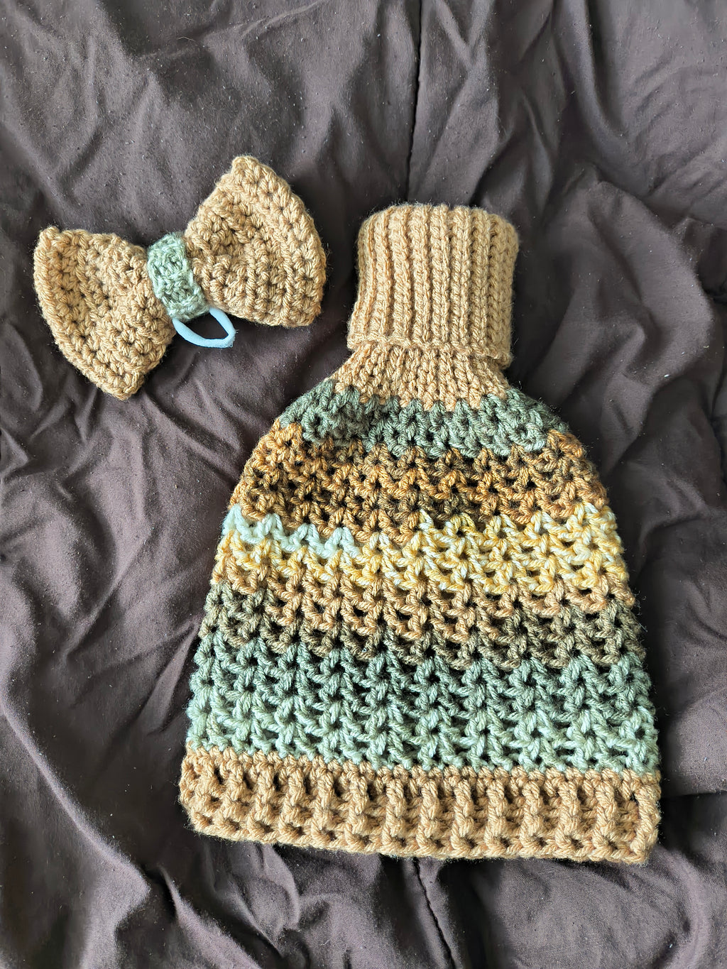 PDF Pattern - 19.6-21" Porch Goose Turtleneck Sweater and Bow/Bowtie Set