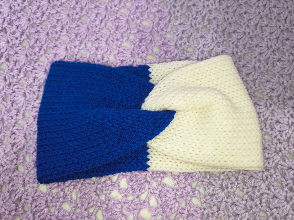 Twisted Knit Ear Warmer – Royal Blue & White