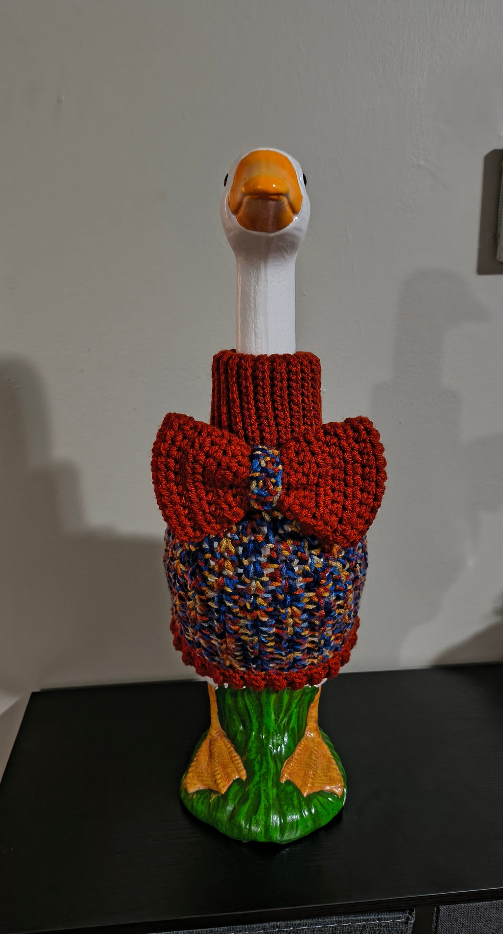 19.6-21" Porch Goose Turtleneck Sweater and Bow/Bowtie Set
