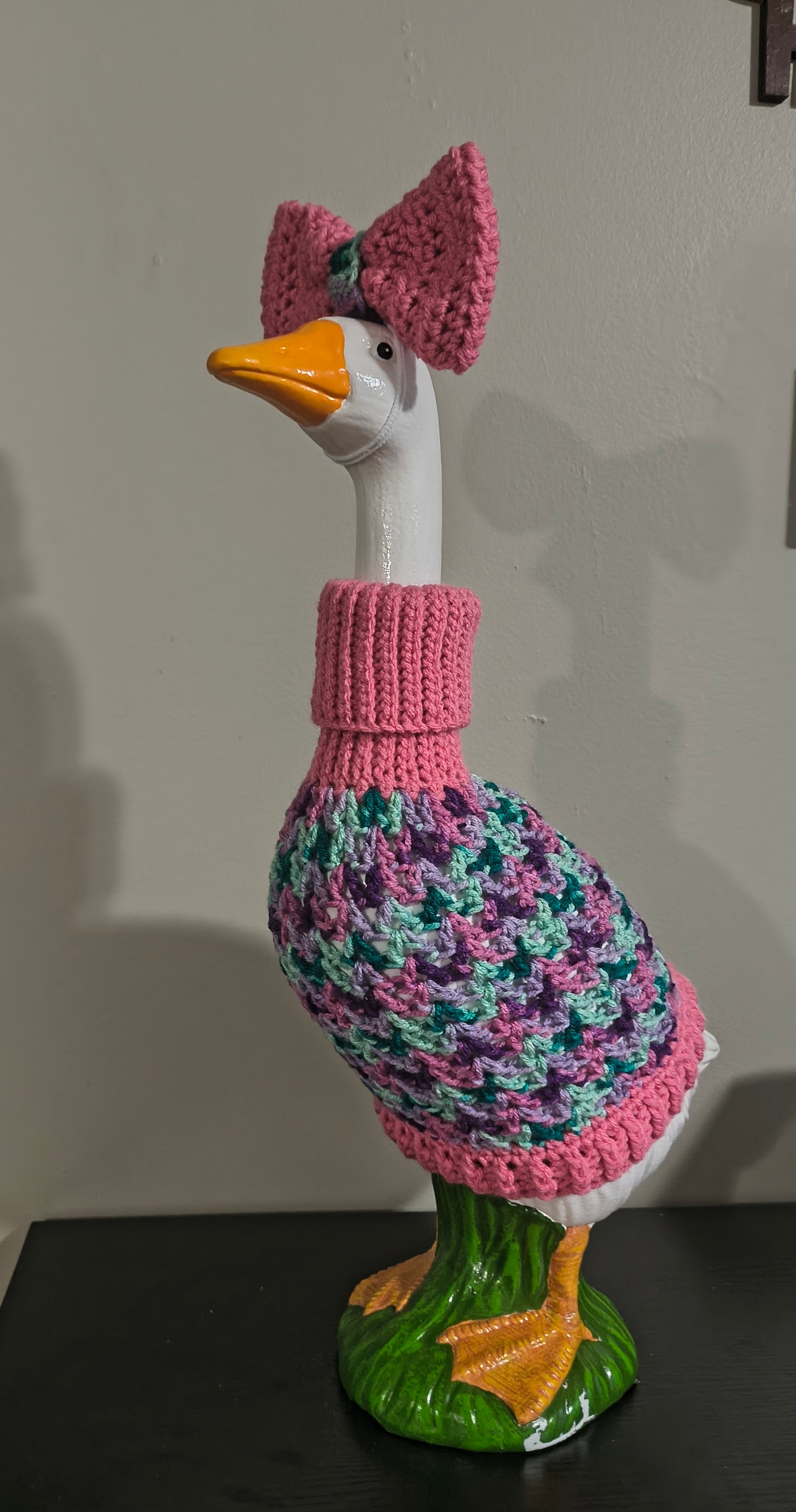19.6-21" Pink Boho Porch Goose Sweater & Bow Set