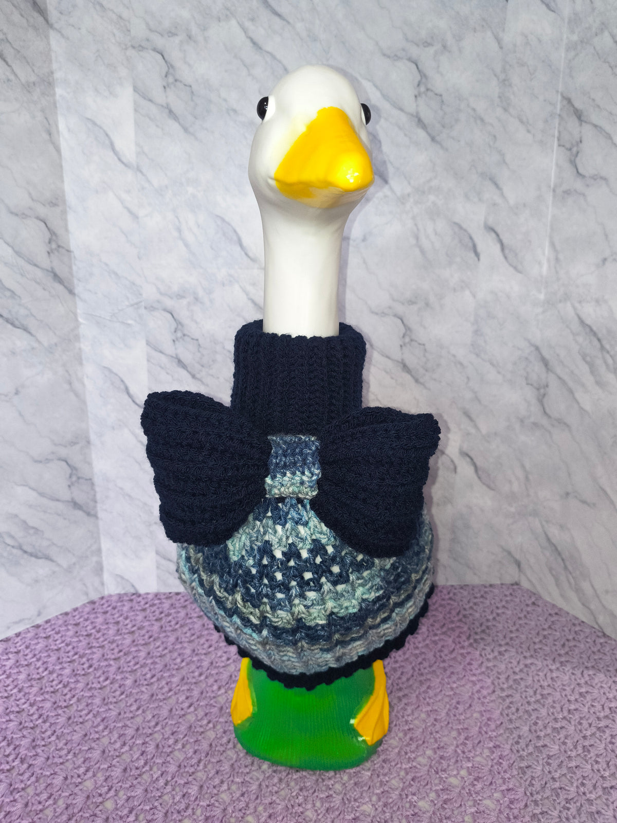 23" Porch Goose Turtleneck Sweater and Bow Set – Navy & Blue-Gray